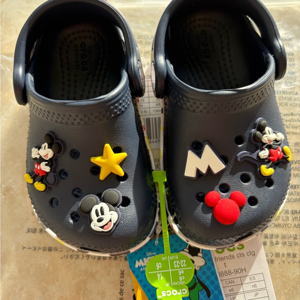 New-Kids Mickey Friends Crocs/Sandals...Size-C 6